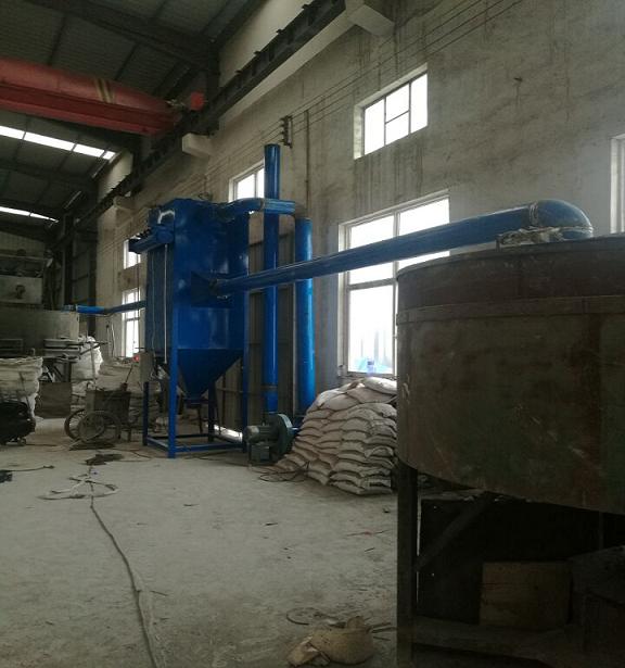 環(huán)保設(shè)備脈沖除塵器現(xiàn)場